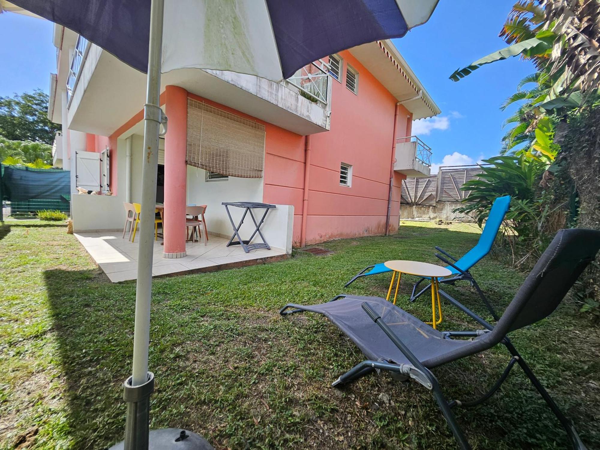 Le Flamboyant - 5P - 2Ch - Piscine - Plage 300M Ле-Труаз-Иле Экстерьер фото